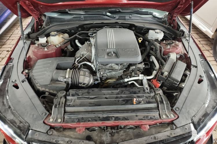 Used Cadillac CT4 2020 28T Elite Edition Engine Bay