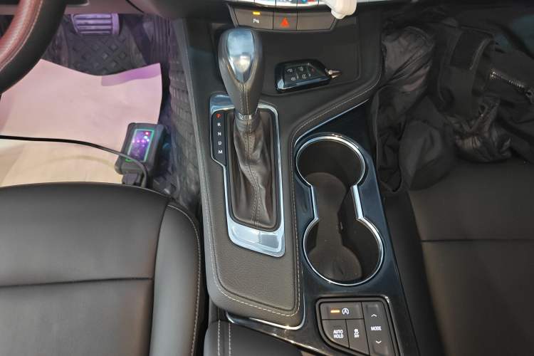 Used Cadillac CT4 2020 28T Fashion Edition Gear Lever
