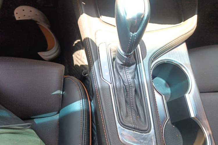 Used Cadillac CT4 2020 28T Elite Edition Gear Lever