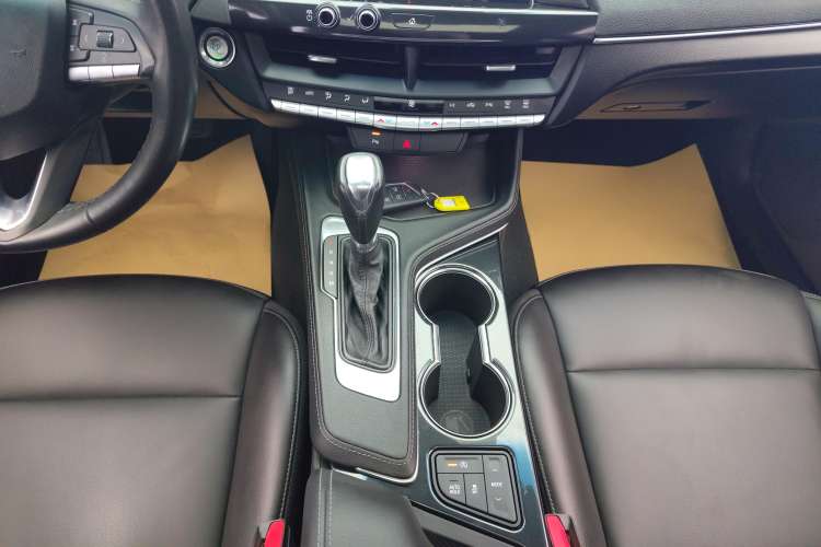 Used Cadillac CT4 2020 28T Fashion Edition Gear Lever