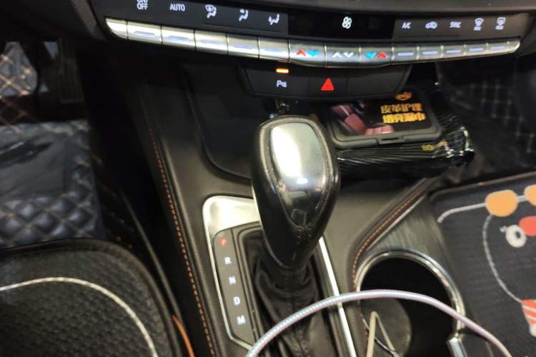 Used Cadillac CT4 2020 28T Elite Edition Gear Lever