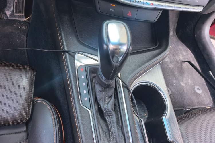 Used Cadillac CT4 2020 28T Elite Edition Gear Lever