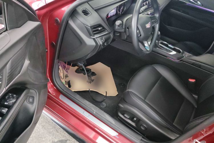 Used Cadillac CT4 2020 28T Fashion Edition Interior 3