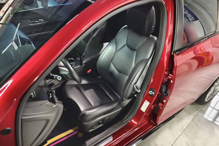 Used Cadillac CT4 2020 28T Fashion Edition Interior 4