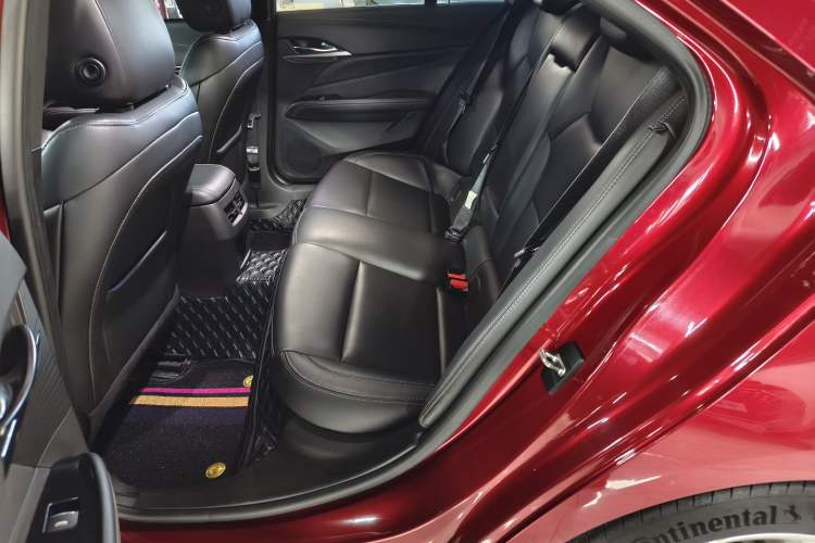 Used Cadillac CT4 2020 28T Fashion Edition Interior 5