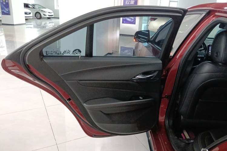 Used Cadillac CT4 2020 28T Fashion Edition Interior 8