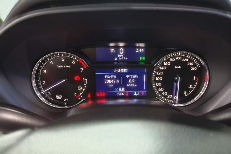 Used Cadillac CT4 2020 28T Fashion Edition Odometer Close Up