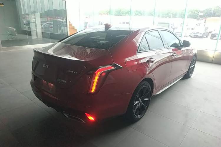 Used Cadillac CT4 2020 28T Elite Edition Rear Right 45 Deg