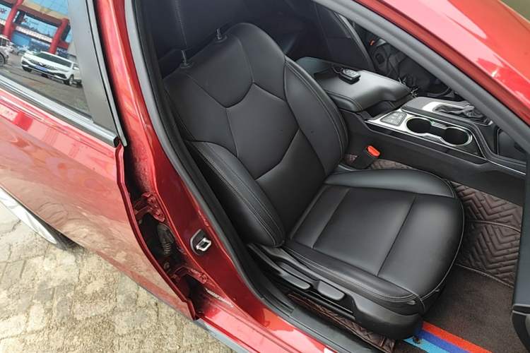 Used Cadillac CT4 2020 28T Fashion Edition Right Front Seat