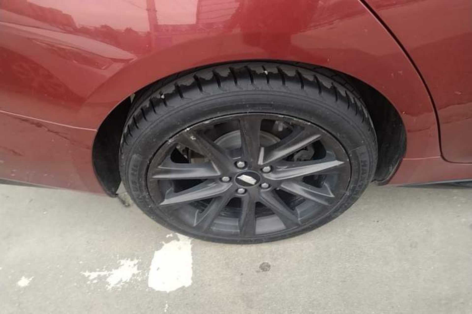 Used Cadillac CT4 2020 28T Elite Edition Right Rear Wheel Hub