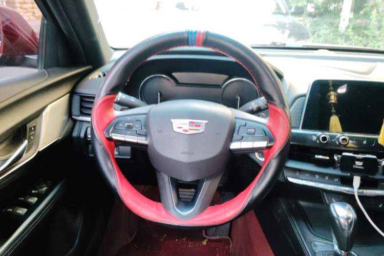 Used Cadillac CT4 2020 28T Fashion Edition Steering Wheel
