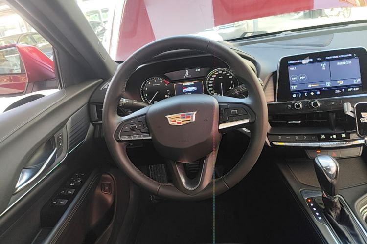 Used Cadillac CT4 2020 28T Fashion Edition Steering Wheel