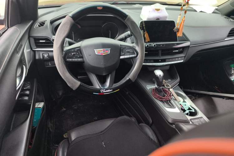 Used Cadillac CT4 2020 28T Elite Edition Steering Wheel
