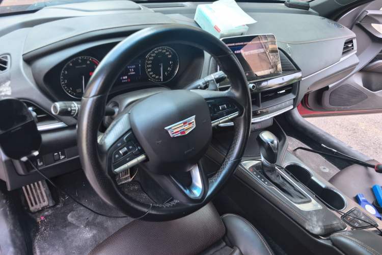 Used Cadillac CT4 2020 28T Elite Edition Steering Wheel