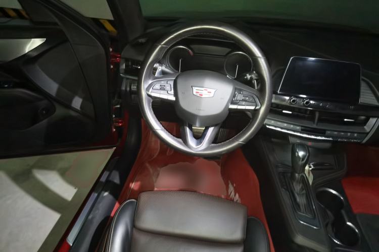 Used Cadillac CT4 2020 28T Elite Edition Steering Wheel