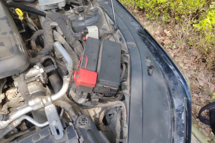 Used Cadillac CT4 2020 28T Fashion Edition Engine Bay Left