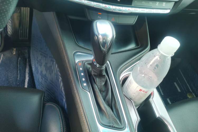 Used Cadillac CT4 2020 28T Elite Edition Gear Lever