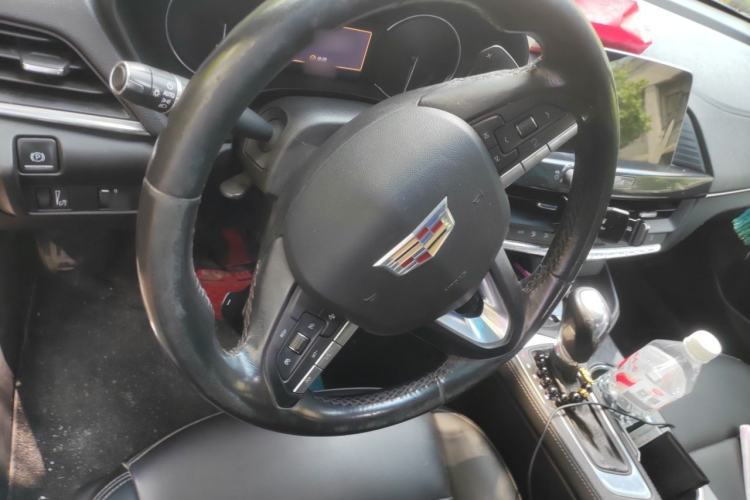 Used Cadillac CT4 2020 28T Fashion Edition Steering Wheel