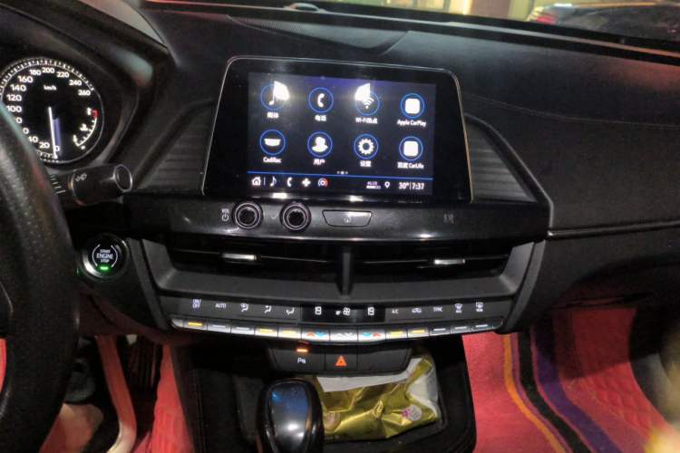 Used Cadillac CT4 2020 28T Elite Edition Audio And AC Panel
