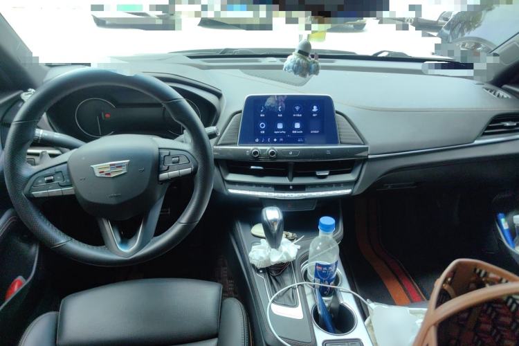 Used Cadillac CT4 2020 28T Elite Edition Center Console