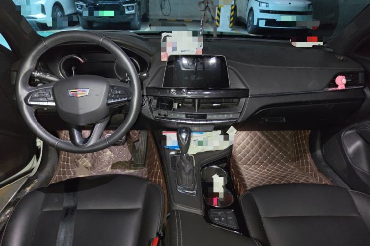 Used Cadillac CT4 2020 28T Fashion Edition Center Console