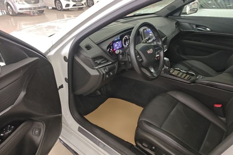 Used Cadillac CT4 2020 28T Fashion Edition Driver Seat