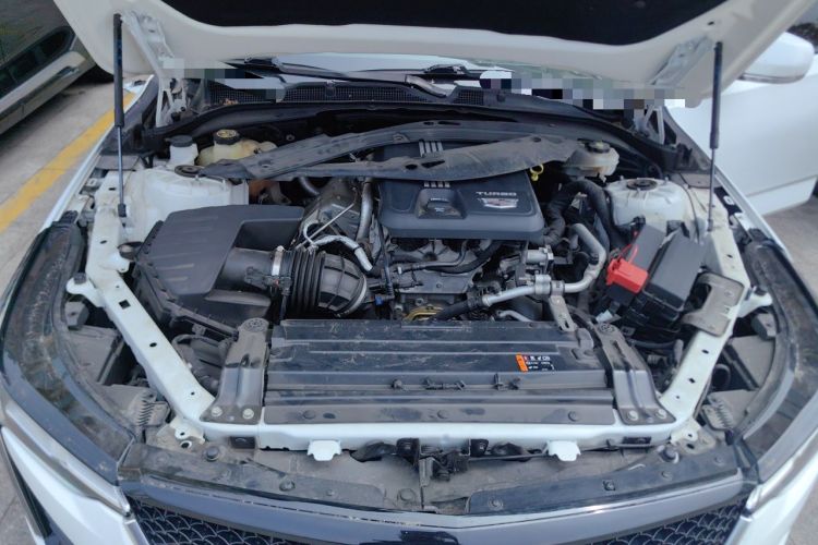 Used Cadillac CT4 2020 28T Elite Edition Engine Bay
