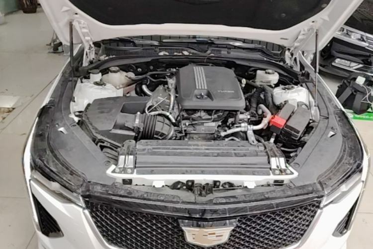 Used Cadillac CT4 2020 28T Fashion Edition Engine Bay