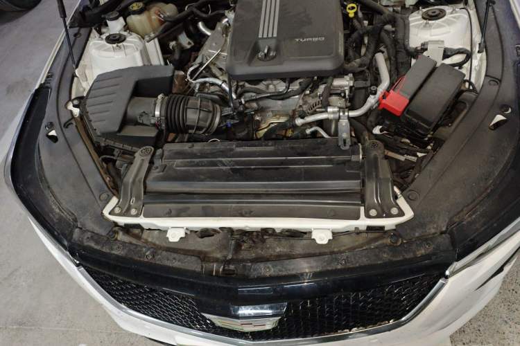 Used Cadillac CT4 2020 28T Elite Edition Engine Bay