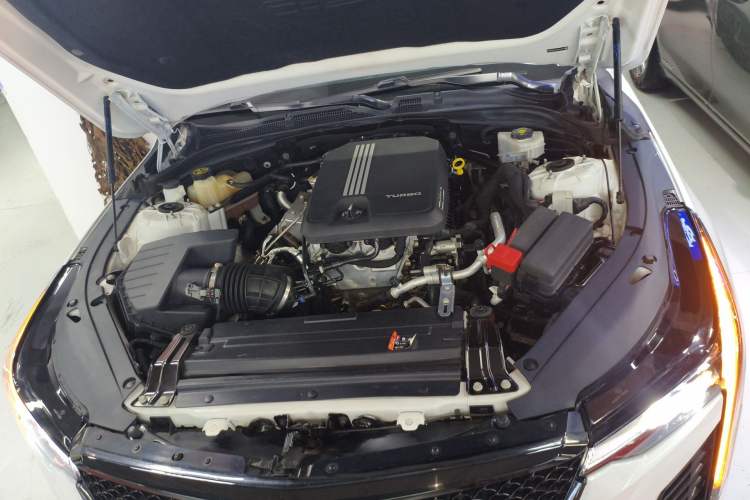 Used Cadillac CT4 2020 28T Fashion Edition Engine Bay