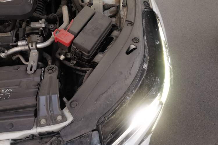 Used Cadillac CT4 2020 28T Fashion Edition Engine Bay Left