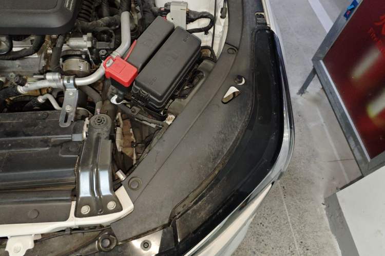 Used Cadillac CT4 2020 28T Elite Edition Engine Bay Left
