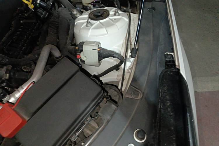 Used Cadillac CT4 2020 28T Fashion Edition Engine Bay Left