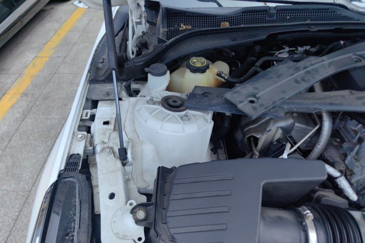 Used Cadillac CT4 2020 28T Elite Edition Engine Bay Right