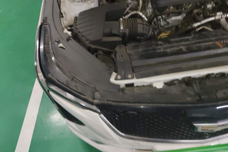 Used Cadillac CT4 2020 28T Elite Edition Engine Bay Right