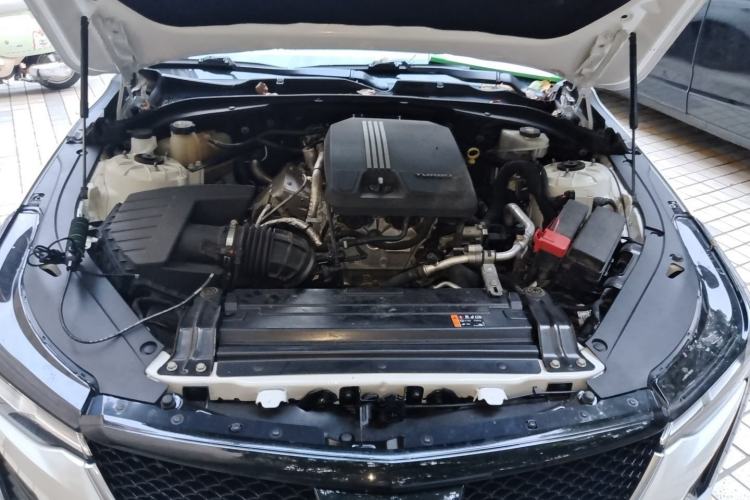 Used Cadillac CT4 2020 28T Fashion Edition Engine Bay