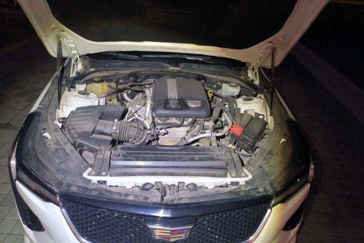 Used Cadillac CT4 2020 28T Elite Edition Engine Bay