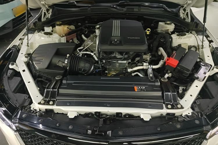 Used Cadillac CT4 2020 28T Fashion Edition Engine Bay