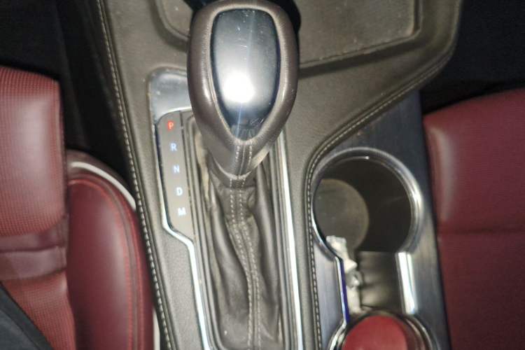 Used Cadillac CT4 2020 28T Elite Edition Gear Lever