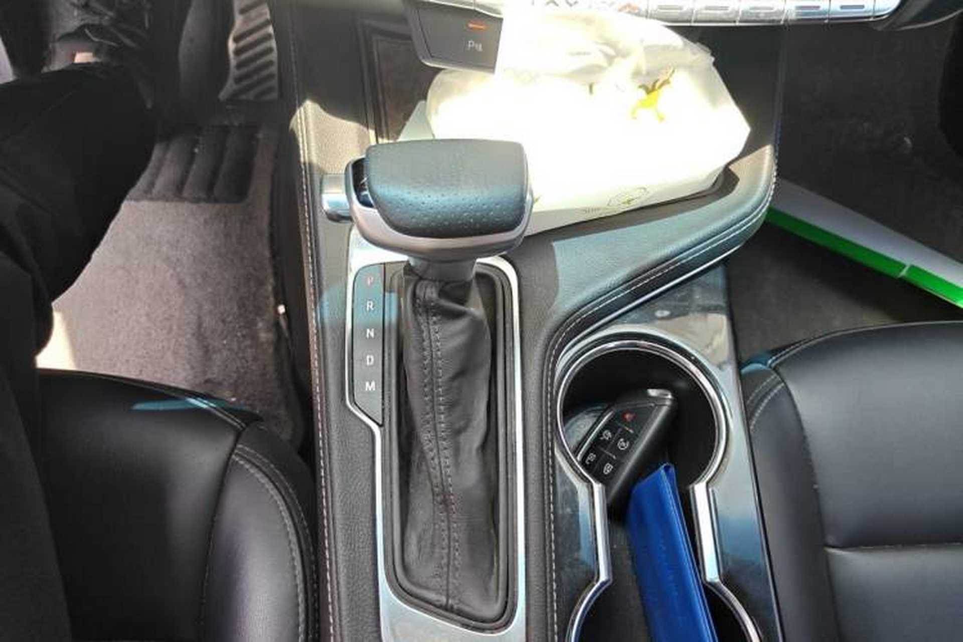 Used Cadillac CT4 2020 28T Fashion Edition Gear Lever