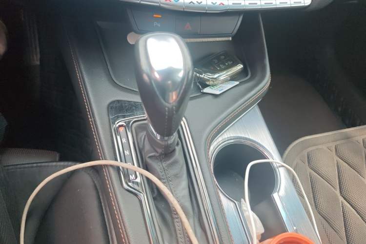 Used Cadillac CT4 2020 28T Elite Edition Gear Lever