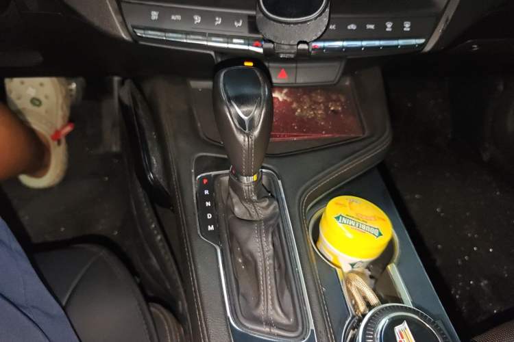 Used Cadillac CT4 2020 28T Elite Edition Gear Lever