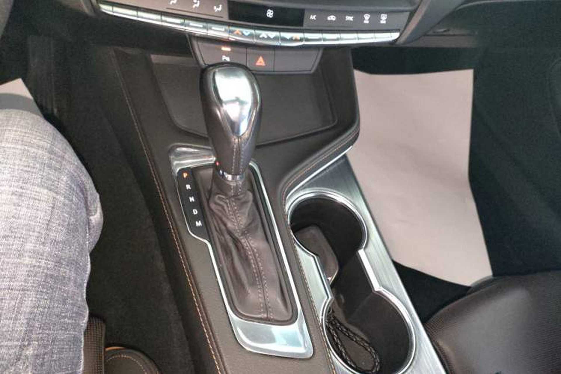 Used Cadillac CT4 2020 28T Elite Edition Gear Lever