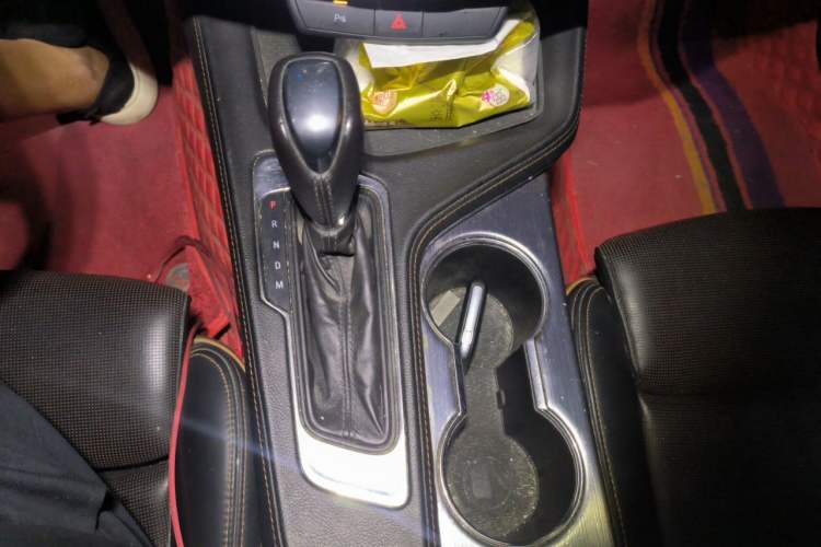 Used Cadillac CT4 2020 28T Elite Edition Gear Lever