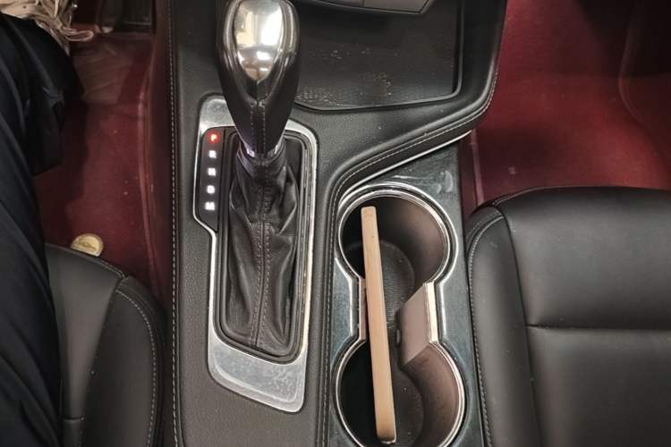 Used Cadillac CT4 2020 28T Fashion Edition Gear Lever