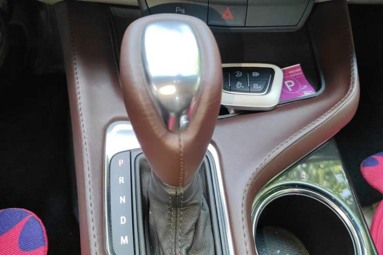 Used Cadillac CT4 2020 28T Fashion Edition Gear Lever