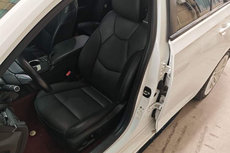 Used Cadillac CT4 2020 28T Fashion Edition Left Front Seat