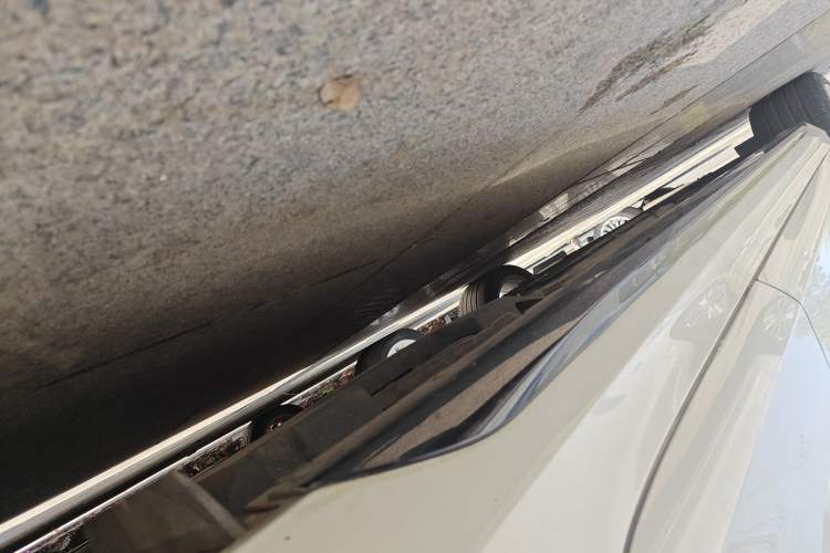Used Cadillac CT4 2020 28T Fashion Edition Left Side Sill