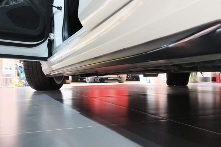 Used Cadillac CT4 2020 28T Elite Edition Left Side Sill