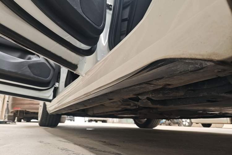Used Cadillac CT4 2020 28T Fashion Edition Left Side Sill